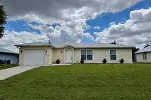 962 SW Haleyberry Ave, Port Saint Lucie, FL 34953 - Photo 1