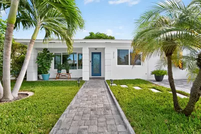 217 E 23rd Street, Riviera Beach, FL 33404 - Photo 1
