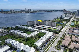 801 Lake Shore Dr, Lake Park, FL 33403 - Photo 1