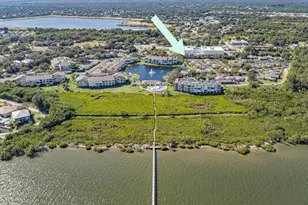 6235 Mirror Lake Manor Manor Unit, Sebastian, FL 32958 - Photo 1