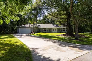 5150 SE Sterling Cir, Stuart, FL 34997 - Photo 1