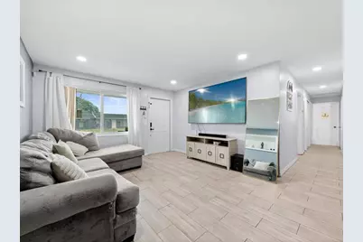 421 W 33 Street, West Palm Beach, FL 33404 - Photo 1