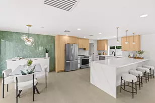 723 SW 25th Ave, Boynton Beach, FL 33435 - Photo 1