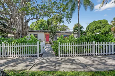 5009 Spruce Avenue, West Palm Beach, FL 33407 - Photo 1