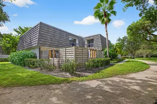 411 4th Terrace, Palm Beach Gardens, FL 33418 - Photo 1