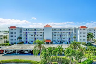 29 Yacht Club Dr, North Palm Beach, FL 33408 - Photo 1