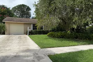 169 Dove Cir, Royal Palm Beach, FL 33411 - Photo 1