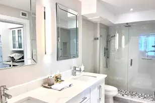 5380 N Ocean Dr, Singer Island, FL 33404 - Photo 17