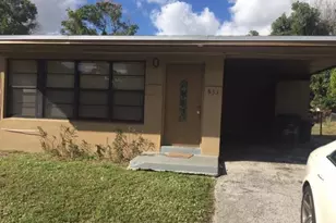 933 N Australian Ave, West Palm Beach, FL 33401 - Photo 1