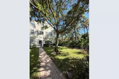 245 E Thatch Palm Circle, Jupiter, FL 33458 - Photo 1