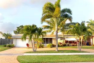 333 SE 11th St, Deerfield Beach, FL 33441 - Photo 1