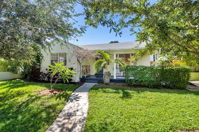 438 38th Street, West Palm Beach, FL 33407 - Photo 1