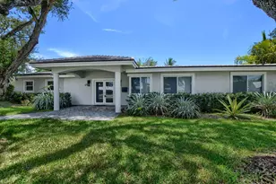 88 SW 10th Dr, Boca Raton, FL 33487 - Photo 1