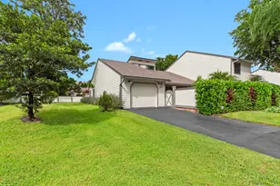 13424 Bedford Mews Ct, Wellington, FL 33414 - Photo 1