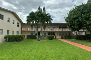 193 Chatham J, West Palm Beach, FL 33417 - Photo 1