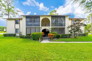 312 Knotty Pine Cir, Greenacres, FL 33463 - Photo 1