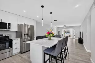 275 Gate Road Unit, Hollywood, FL 33024 - Photo 1