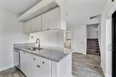 557 Green Springs Place, West Palm Beach, FL 33409 - Photo 1