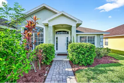520 N Valencia Circle SW, Vero Beach, FL 32968 - Photo 1
