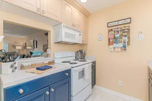 48 Aqua Ra Dr, Jensen Beach, FL 34957 - Photo 19