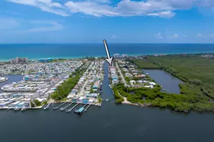 48 Aqua Ra Dr, Jensen Beach, FL 34957 - Photo 3