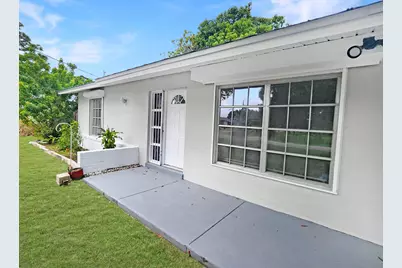 199 SW Todd Avenue, Port Saint Lucie, FL 34953 - Photo 1