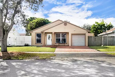 8642 SW 15th Street, Pembroke Pines, FL 33025 - Photo 1