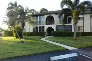 421 Pine Glen Ln, Greenacres, FL 33463 - Photo 1