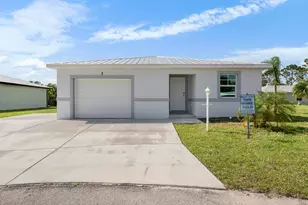 11 Villa Del Norte, Fort Pierce, FL 34951 - Photo 1