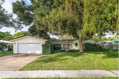 669 SW 3rd Street, Boca Raton, FL 33486 - Photo 1