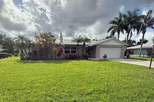 560 SW Harbor St, Stuart, FL 34997 - Photo 1