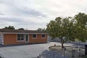 584 Vossler Ave, West Palm Beach, FL 33413 - Photo 1