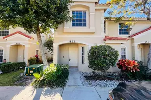861 Summit Lake Dr, West Palm Beach, FL 33406 - Photo 1