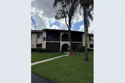 329 Knotty Pine Circle #A-1, Greenacres, FL 33463 - Photo 1