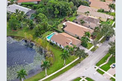 6784 SE Twin Oaks Circle, Stuart, FL 34997 - Photo 1