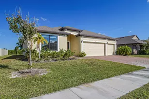 5513 1st Sq, Vero Beach, FL 32968 - Photo 1