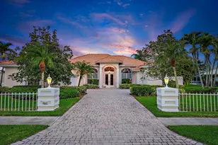 8157 SE Double Tree Dr, Hobe Sound, FL 33455 - Photo 1