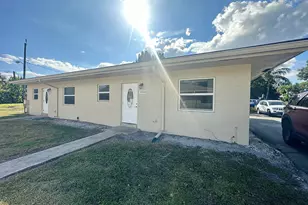 3434 State St, Lake Worth, FL 33461 - Photo 1