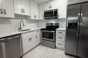 728 Normandy Ln, Delray Beach, FL 33484 - Photo 1