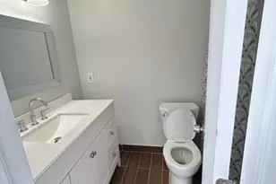 912 Sandtree Dr W, Palm Beach Gardens, FL 33403 - Photo 9