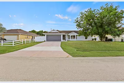 1542 SW Dycus Avenue, Port Saint Lucie, FL 34953 - Photo 1