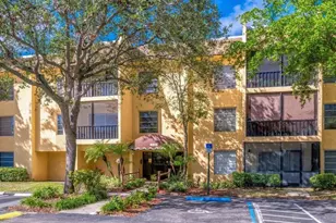 460 NW 20th St, Boca Raton, FL 33431 - Photo 1