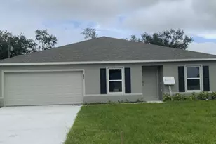 1549 SW Escobar Ln, Port Saint Lucie, FL 34953 - Photo 1