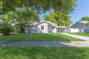 377 NW 2nd Way, Deerfield Beach, FL 33441 - Photo 1