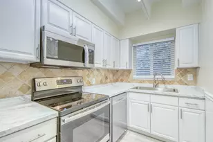 1520 Lake Ave, Lake Worth, FL 33460 - Photo 1