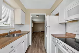 2920 NE 7th Ave, Pompano Beach, FL 33064 - Photo 1