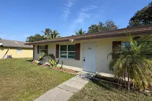 732 Neil Rd, West Palm Beach, FL 33415 - Photo 1