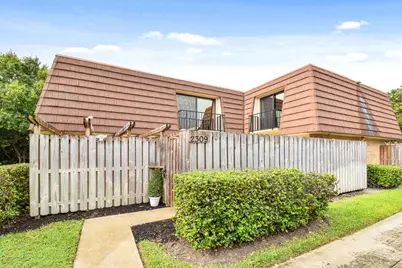 2309 23rd Lane, Palm Beach Gardens, FL 33418 - Photo 1