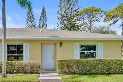 1030 N Palm Lane #D, Delray Beach, FL 33445 - Photo 1