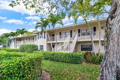 40 Stratford Lane W #B, Boynton Beach, FL 33436 - Photo 1